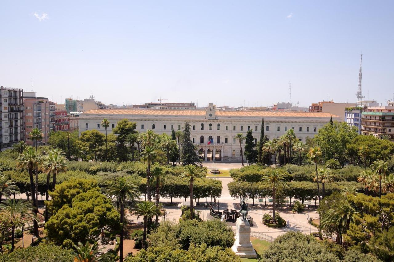 Shl _ Grandi Stazioni _ Bari Centrale Exteriör bild